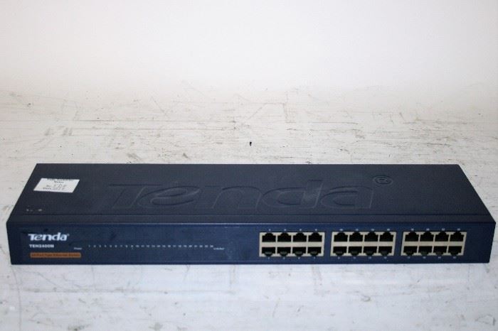 TENDA 24-PORT ETHERNET SWITCH