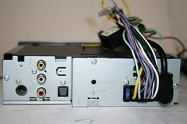 JVC DVD/CD RECEIVER MODEL KD-DV4200
