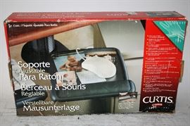 CURTIS ADJUSTABLE MOUSE CRADLE