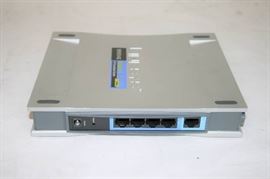 4-P LINKSYS WIRELESS VPN ROUTE MODEL: WRV54G