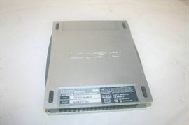 4-P LINKSYS WIRELESS VPN ROUTE MODEL: WRV54G