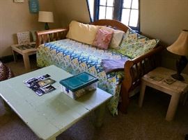 Mission Trundle Bed & Furnishings