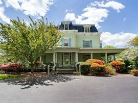 Stunning & Historic Victorian Mansion Filled With Great Items