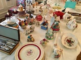 Fitz & Floyd Collectibles