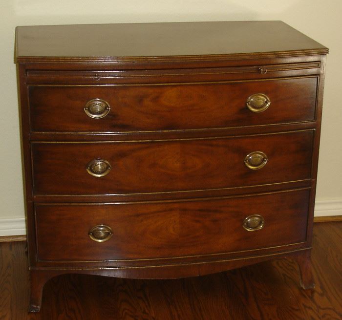 Mahogany bow front chest from British Collector's Edition