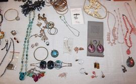 Jewelry, many sterling silver pieces