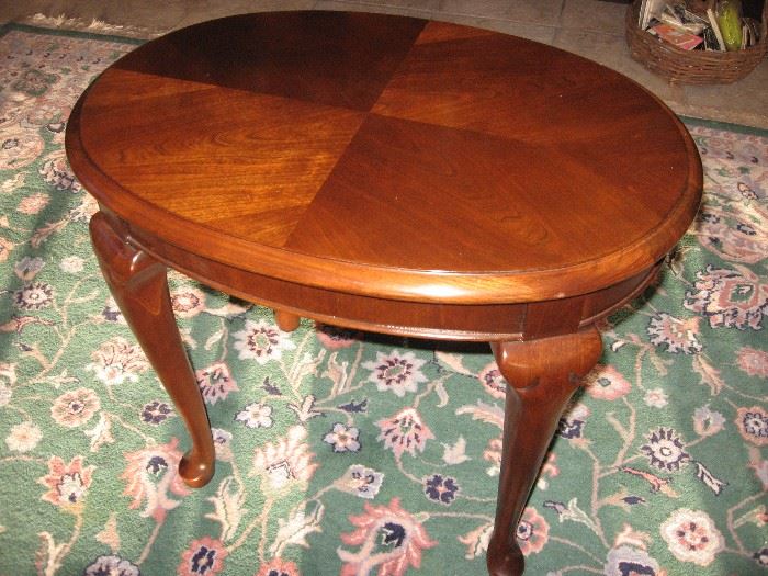 Pennsylvania House oval cherry end table, cabriole legs
$125