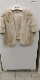 Rosendorf Evan mink stole $150
