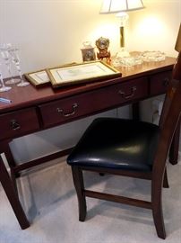 A Matching Writing Desk...