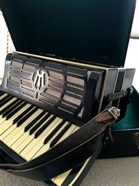 Oh Heyyy...Look At This Amazing Geib Accordion with It's Case!  You can Easily Get Your Lawrence Welk...OR...Weird Al Yankovic On With This Beauty!...