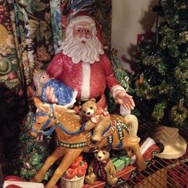 Wonderful Santa cookie jar