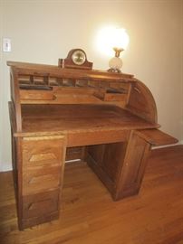 Antique rolltop desk 