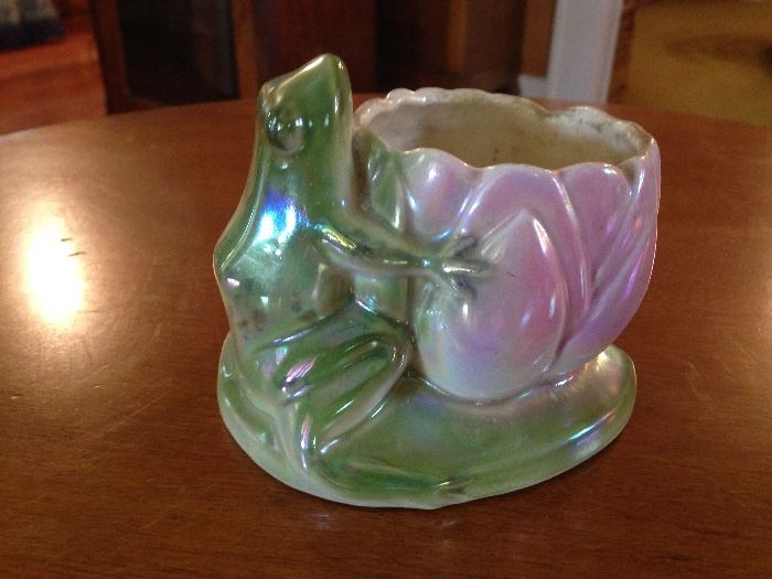 Lusterware Frog Planter:    19.50