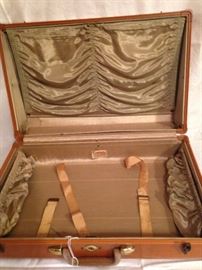 Samsonite Leatherette Vintage Suitcase:  15.00