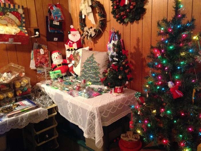 Start Shopping For Christmas Now!  Vintage Tree Toppers and ornaments.