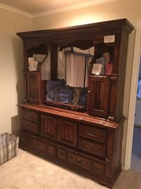 Dresser with mirrored hutch