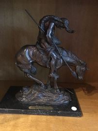 Bronze statue by Fraser "End of the Trail"