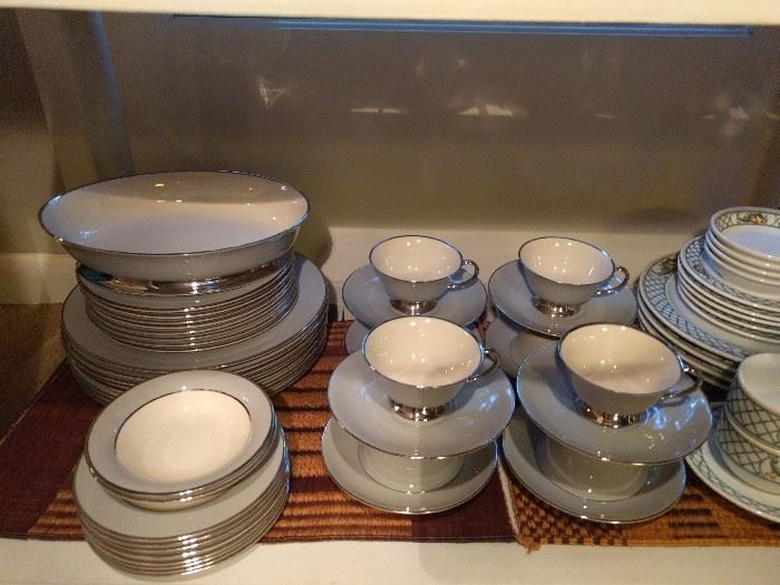 36-piece set of Flintridge china, CA