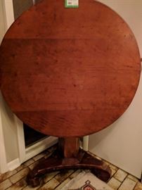 Nice Empire tilt-top table - it has some veneer issues, but don't we all?