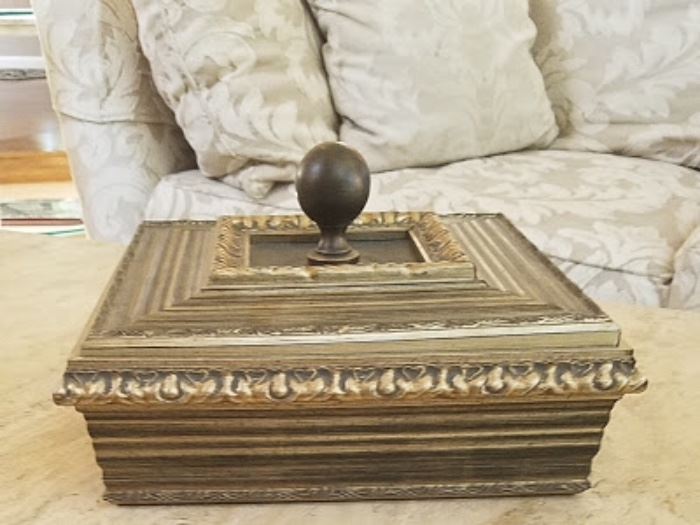 Decorative wood box with lid