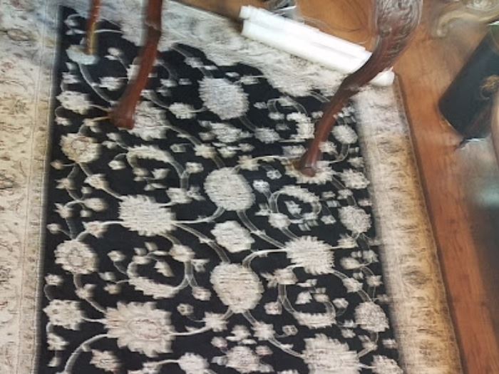 Office rug made in Turkey, 5'2"x7'2"