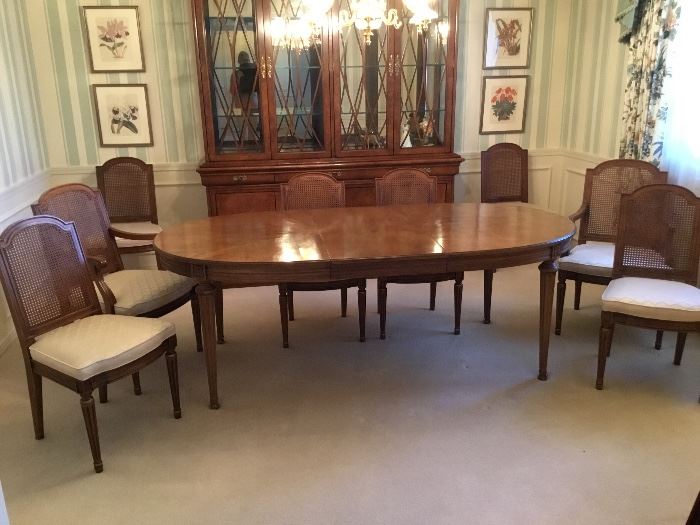 Overall Henredon Louis XVI style dining room table, we have pads for it, 81"L x 42" W