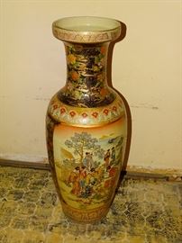 Decorative asian style vase
