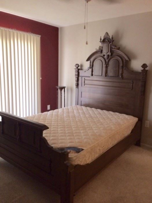 Antique walnut Victorian Queen Bed