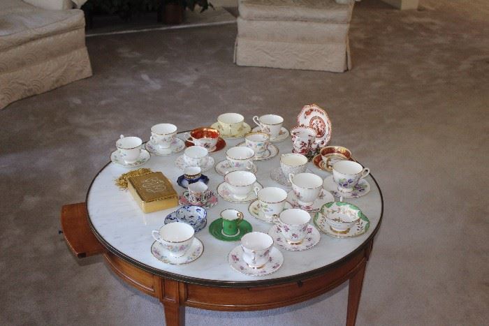 teacups and cool round coffee table
