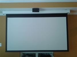 Vutac 7 foot Motorized Home Entertainment Screen