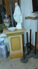 Urns, statues, podiums, vases, candle holders