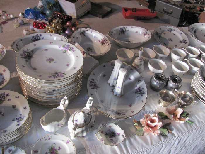 Rossetti Occupied Japan (Spring Violets)