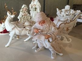 Lenox Santa Claus, Reindeer and Sleigh Decoration