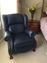 Barca Lounger Blue Leather