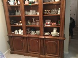 Bottom portion of wall unit