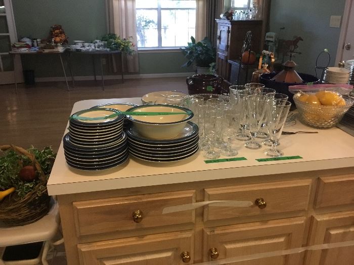 Glasses and dishes set