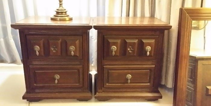 PAIR OF BEDSIDE OR SOFA SIDE TABLES CHESTS $75.
