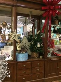 Center section is 36" wide x 96" high x 24" deep.  Beveled mirror back and 6 drawers below.