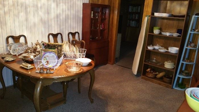 dining room set, plates, silver plate