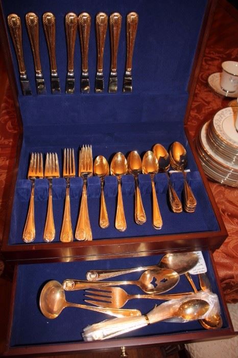 Reed & Barton Sterling Cameo Pattern, Service for 13, All Serving Pieces including Demitasse and Iced Tea Spoons