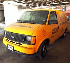 2001 Chevrolet Astro Can, Vin#1GCDM15Z51B107816, V8, 147,347 Miles