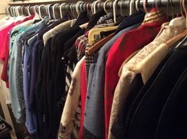 Women's clothing size 8-16, shoes size 8-81/2