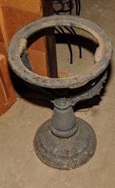 CAST IRON STAND