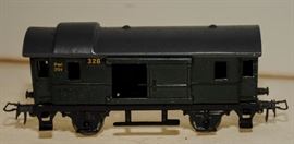 MARKLIN 1945-47 00 GAUGE TRAIN CARS
