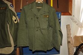 WWII - KOREAN WAR MILITARY U.S. ARMY UNIFORM JACKET