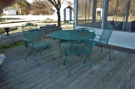 PATIO SET