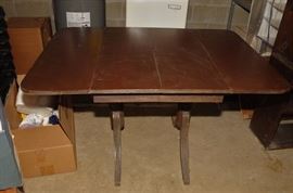 OLD DUNCAN FIFE TYPE TABLE