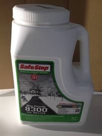Safe Step Extreme 8300 8 LB Magnesium Chloride Ice Melter