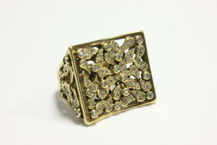Lot 212: 18K Italian Gold & Diamond Unusual Ladies Ring