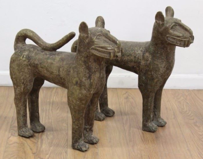 Lot 1021: Pair Asian Bronze Cats